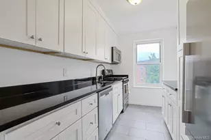 555 Broadway, Hastings on Hudson, NY 10706 - Photo 13