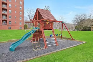 555 Broadway, Hastings on Hudson, NY 10706 - Photo 23