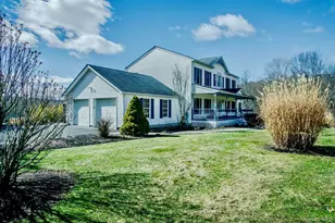 24 Sesame St, Rock Tavern, NY 12575 - Photo 3