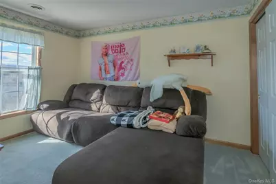 24 Sesame Street, Rock Tavern, NY 12575 - Photo 25