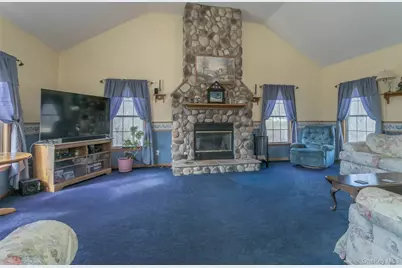 24 Sesame Street, Rock Tavern, NY 12575 - Photo 13