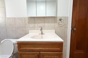 2863 Coddington Ave, Bronx, NY 10461 - Photo 11