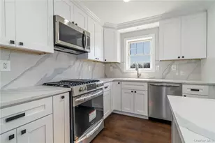 35 Harrison Ave, Harrison, NY 10528 - Photo 9