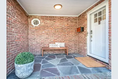 2 Plymouth Road, Port Washington, NY 11050 - Photo 3