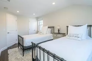 2 Plymouth Rd, Port Washington, NY 11050 - Photo 15