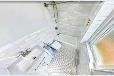 29 Everett Street, Lynbrook, NY 11563 - Photo 9