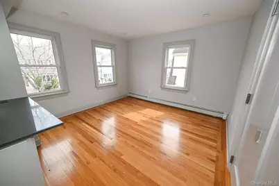 29 Everett Street, Lynbrook, NY 11563 - Photo 13