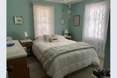 32 Neptune Road, Rocky Point, NY 11778 - Photo 23