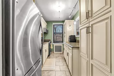 3 Remsen Road #2L, Yonkers, NY 10710 - Photo 9