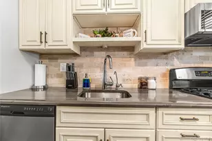 3 Remsen Rd, Yonkers, NY 10710 - Photo 13