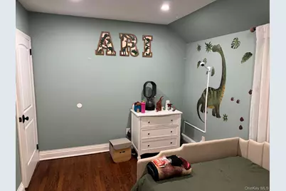 48 Jefferson Rd, Farmingdale, NY 11735 - Photo 19