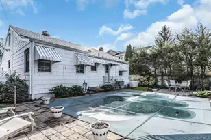 5 Sherwood Rd, Glen Cove, NY 11542 - Photo 23