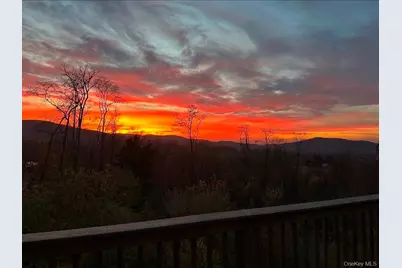 24 Sebastian Court, Hopewell Junction, NY 12533 - Photo 5