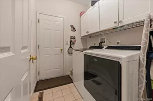 11 Island Trail, Mount Sinai, NY 11766 - Photo 11