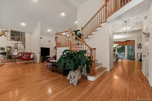 11 Island Trail, Mount Sinai, NY 11766 - Photo 5