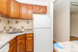 18 Paerdegat 13th St, Brooklyn, NY 11236 - Photo 9