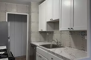 61-20 Grand Central Pkwy, Forest Hills, NY 11375 - Photo 11