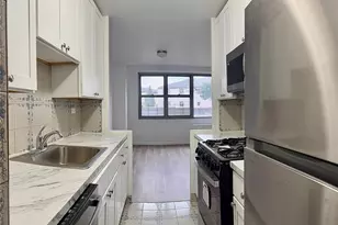 61-20 Grand Central Pkwy, Forest Hills, NY 11375 - Photo 9