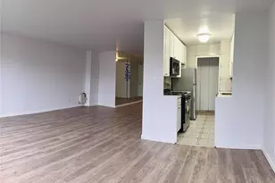 61-20 Grand Central Pkwy, Forest Hills, NY 11375 - Photo 7