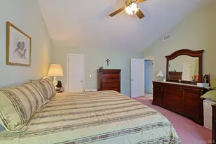 2 Eisenhower Ct, Hopewell Junction, NY 12533 - Photo 19