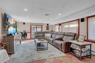 646 Kildare Crescent, Seaford, NY 11783 - Photo 23