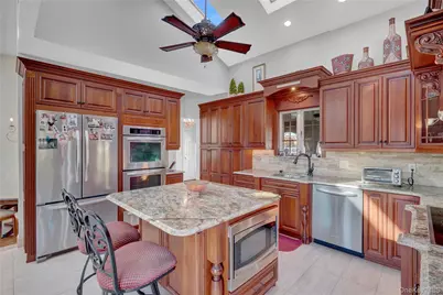 646 Kildare Crescent, Seaford, NY 11783 - Photo 11