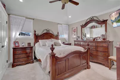 646 Kildare Crescent, Seaford, NY 11783 - Photo 17