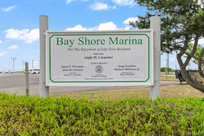 2 Burnett Avenue, Bay Shore, NY 11706 - Photo 35