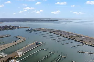 2 Burnett Ave, Bay Shore, NY 11706 - Photo 39