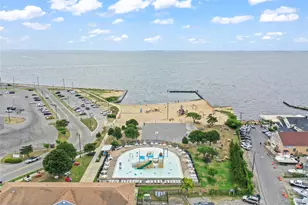 2 Burnett Ave, Bay Shore, NY 11706 - Photo 37