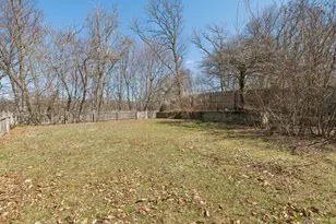 159 Chestnut Cir, Northport, NY 11768 - Photo 33