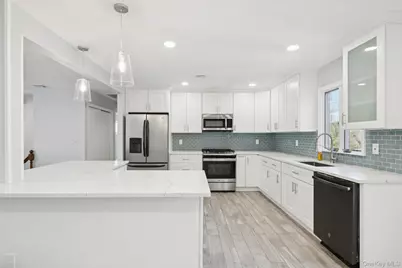 159 Chestnut Circle, Northport, NY 11768 - Photo 13