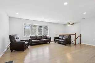 159 Chestnut Cir, Northport, NY 11768 - Photo 7