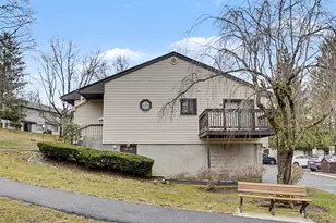 129 Columbia Ct, Yorktown Heights, NY 10598 - Photo 29