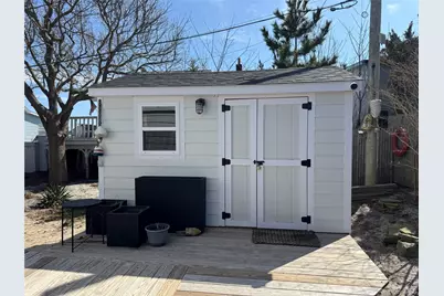 106 Oak Beach Road, Babylon, NY 11702 - Photo 19