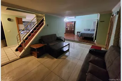 3591 Fiddler Lane, Bethpage, NY 11714 - Photo 3