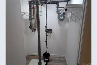 13710 64th Road, Flushing, NY 11367 - Photo 11