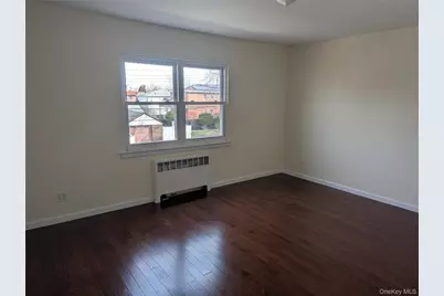 13710 64th Road, Flushing, NY 11367 - Photo 5