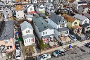 164-21 109th Dr, Jamaica, NY 11433 - Photo 7