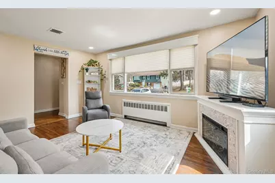 55 Sherwood Drive, Nanuet, NY 10954 - Photo 7