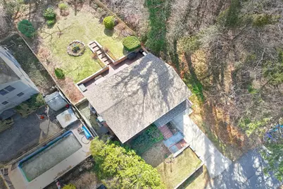 90 E 25th Street, Huntington Station, NY 11746 - Photo 33