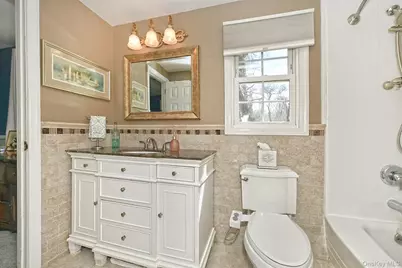 90 E 25th Street, Huntington Station, NY 11746 - Photo 25