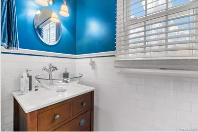 32 Branch Drive, Smithtown, NY 11787 - Photo 15