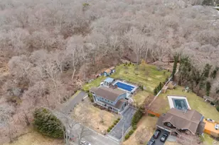 32 Branch Dr, Smithtown, NY 11787 - Photo 41