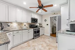 32 Branch Dr, Smithtown, NY 11787 - Photo 7