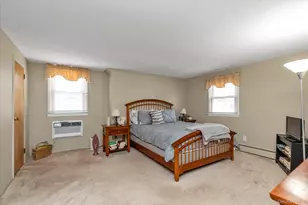 87 Powell Ave, Merrick, NY 11566 - Photo 17