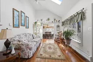 628 Peter Paul Dr, West Islip, NY 11795 - Photo 11