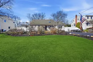 628 Peter Paul Dr, West Islip, NY 11795 - Photo 3