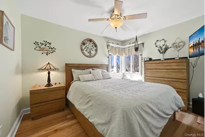 628 Peter Paul Drive, West Islip, NY 11795 - Photo 29