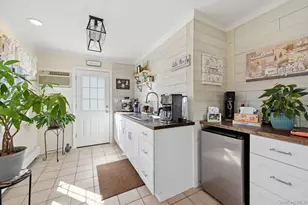 628 Peter Paul Dr, West Islip, NY 11795 - Photo 17